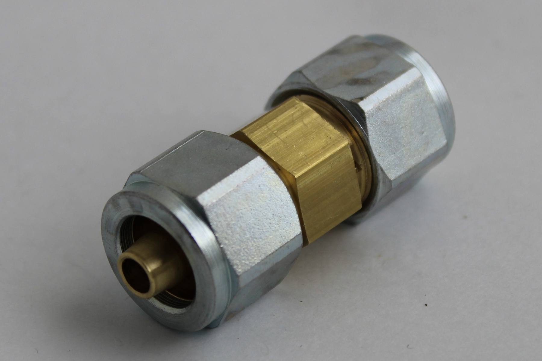 Комплект соединителя для термопластиковой трубки D8/D8 GZ-2313